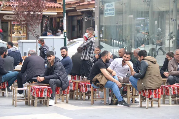 Kademeli normalleşme takvimi | 1 Haziran’a kadar nereler kapalı olacak?