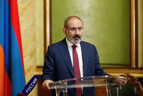 Paşinyan’ın provokasyonu ters tepti! Rusya askeri yardımı reddedince barış istedi: Halk sokağa çıktı