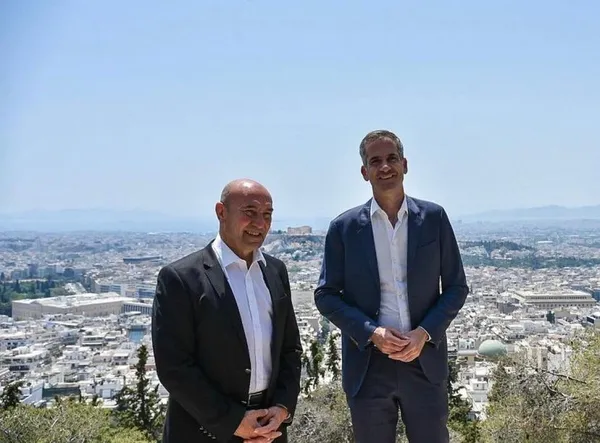 yunan-dostu-tunc-soyere-iki-ulke-arasindaki-gerilim-soruldu-ulkemin-yanindayim-diyemedi-1662846280197.jpeg Yunan dostu Tunç Soyer'e iki ülke arasındaki gerilim soruldu: 'Ülkemin yanındayım' diyemedi! - 2