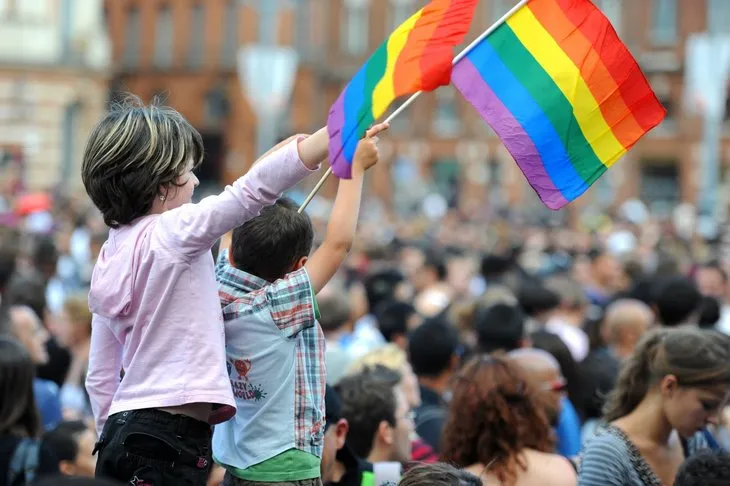 ABD’de hedef çocuklar! LGBT terörüyle aileyi yok etmek istiyorlar