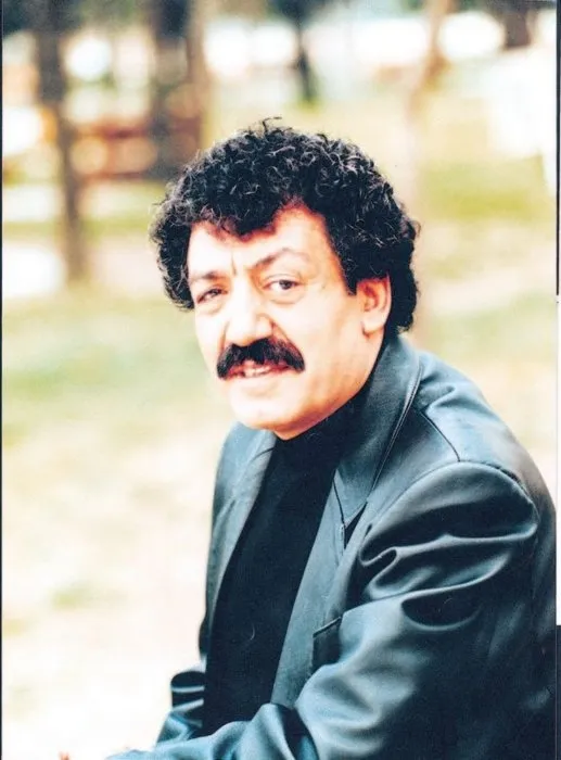 Müslüm Gürses’in bilinmeyen fotoğrafları! Müslüm Gürses kaç yaşında neden öldü? İşte detaylar…