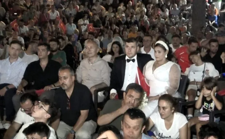 Zafer gecesi! Bizim Çocuklar, EURO 2024’te çeyrek finalde: Türkiye’nin dört bir yanında kutlama...