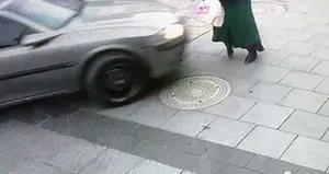 Kaldırımda ölümünü böyle bekledi!
