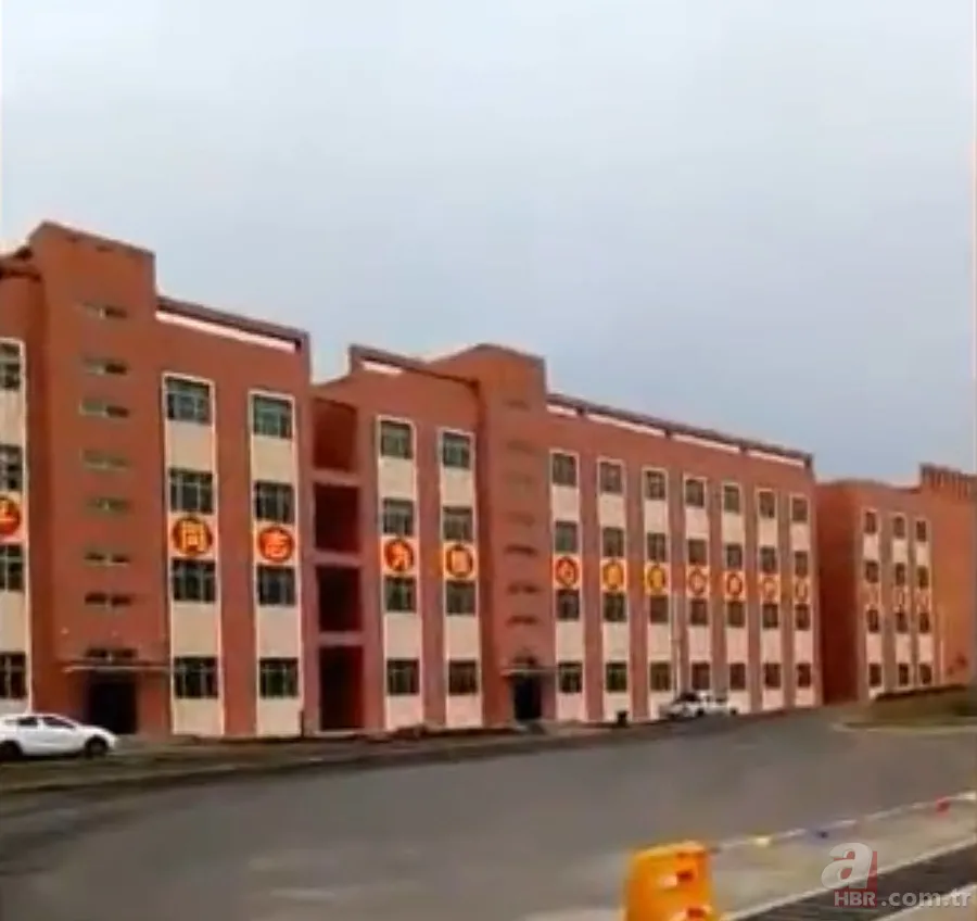 Tuvaletlerin bile izlendiği rezalet kamp! 4