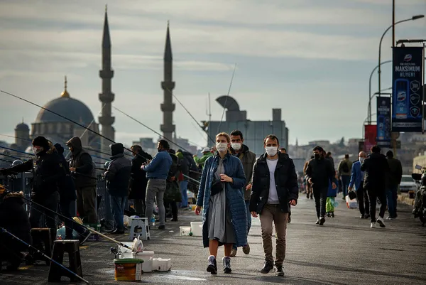 koronavirusten-turkiye-icin-rahatlatan-haber-bu-sonbahar-ve-kis-rahat-gececek-1662907164751.jpg Koronavirüsten Türkiye için rahatlatan haber: Bu sonbahar ve kış rahat geçecek! Kasım ve Aralık ayına dikkat... - 3