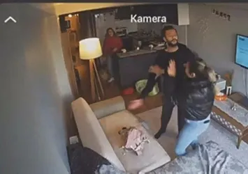 Genç kadını defalarca yumrukladı! Dehşet anlarını sosyal medyadan paylaştı