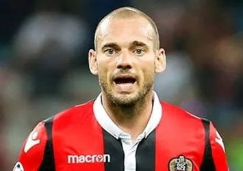 Sneijder, Nice'da sezona kötü başladı