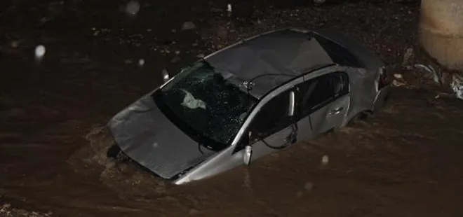 Otomobil köprüden dereye uçtu: 3 yaralı