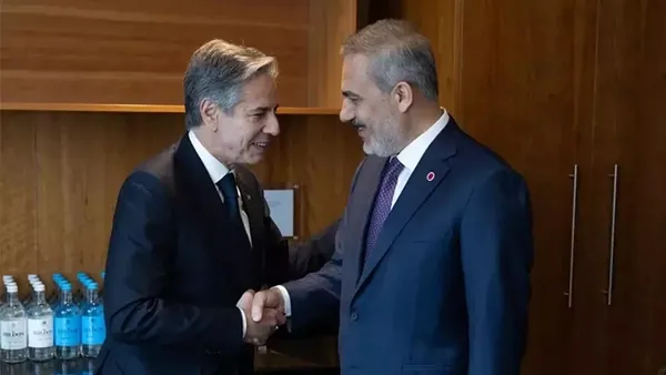 Bakan Fidan ABD’li mevkidaşı ile görüştü: ABD Suriye’de YPG ile çalışmaktan vazgeçmeli