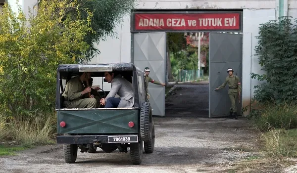 bir-zamanlar-cukurova-bugun-var-mi-yok-mu-6-ocak-atv-yayin-akisi-bir-zamanlar-cukurova-bzc-neden-yok-1641473505885.jpg Bir Zamanlar Çukurova bugün var mı yok mu? 6 Ocak ATV yayın akışı Bir Zamanlar Çukurova BZÇ neden yok? - 3