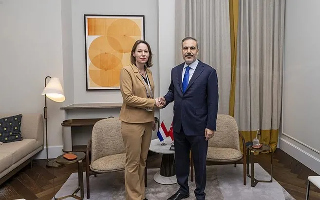 Dışişleri Bakanı Fidan Hollanda Dışişleri Bakanı Slot ile görüştü!