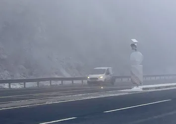 Bolu Dağı'nda sis etkili oluyor