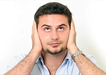 Kulak sağlığı için büyük tehlike! İşitme kaybının en temel nedeni...