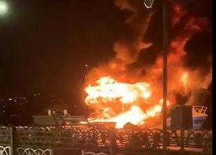 İstanbul Bebek'te korku dolu anlar! Lüks tekne alevlere teslim oldu