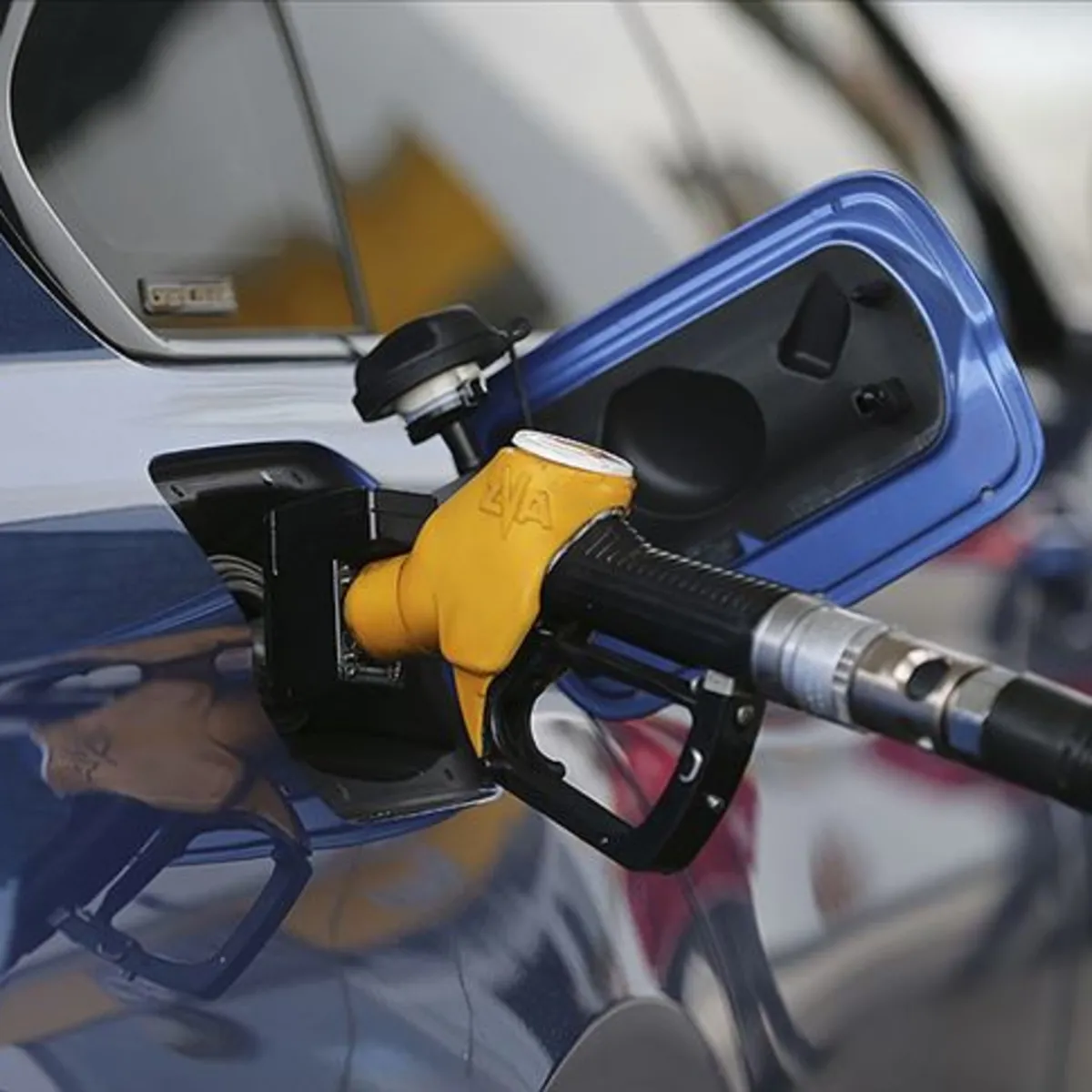 Araç sahiplerini yakından ilgilendiriyor: Petrol fiyatları son 14 ayın zirvesinde