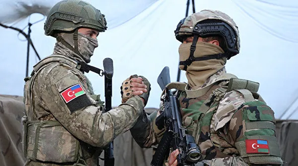 Son dakika: Azerbaycan ile ’Kardeş Yumruğu’ tatbikatı | Başkan Erdoğan telefon ile bağlanarak askerlerle görüştü
