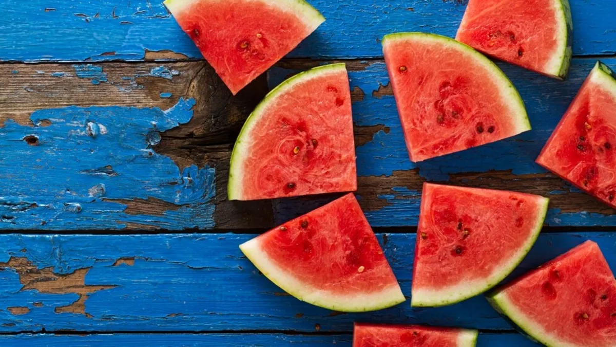 Karpuzu buzdolabına koymadan önce dikkat! Bu sebebi duyunca şaşıracaksınız!