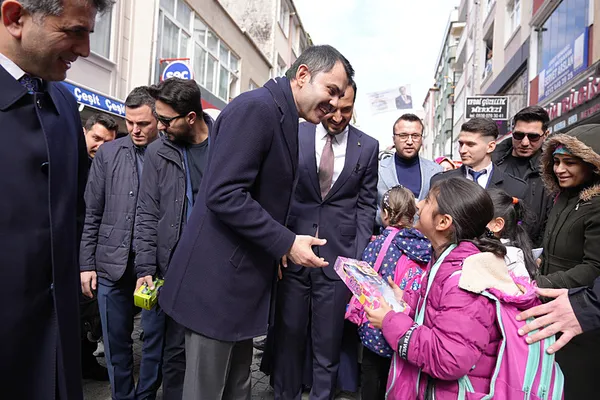 murat-kurumdan-ekrem-imamogluna-kentsel-donusum-dersi-gel-yanima-staj-yap-ogretiriz-1708699007314.jpg Murat Kurum'dan Ekrem İmamoğlu'na kentsel dönüşüm dersi: Gel yanıma staj yap öğretiriz - 5