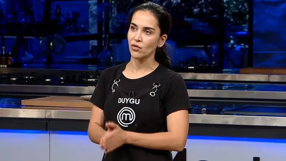 Kendi isteğiyle Masterchef’ten elenen Duygu Acarsoy’dan ilk açıklama: Çok nedenim var