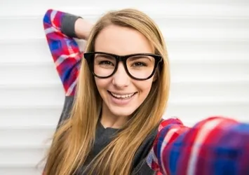 Mükemmel selfie için estetik oluyorlar