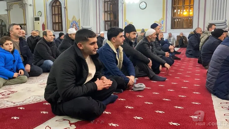 Kutlu gece Miraç Kandili yurt genelinde idrak edildi 16