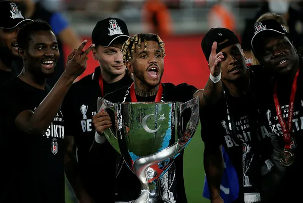 Beşiktaş’a İngiltere’den güzel haber! Şampiyonlar Ligi...