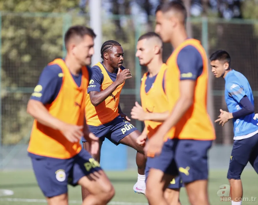 Fenerbahçe'de bomba transfer! Beşiktaş ve Galatasaray'ın elinden kapıyor! Ferdi Kadıoğlu'na alternatif 4