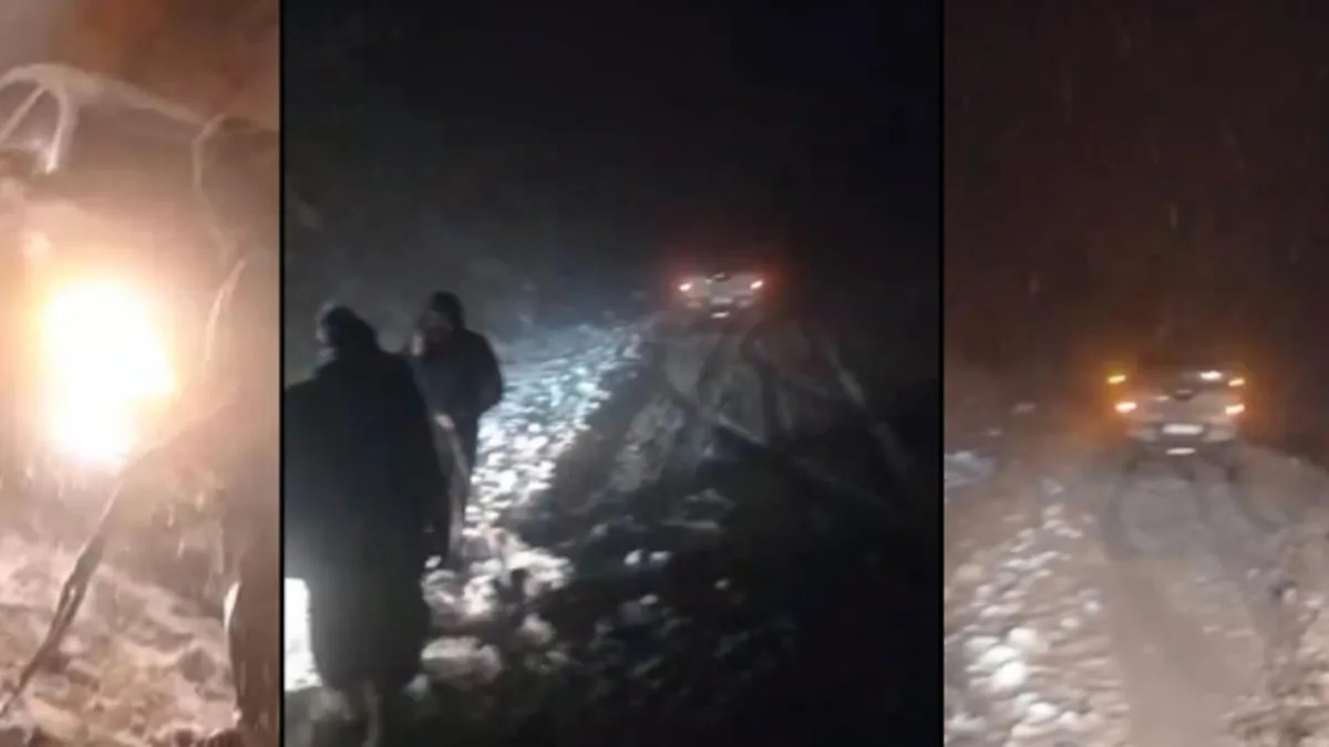 Hakkari'de kar hayatı felç etti! Araçlar mahsur kaldı