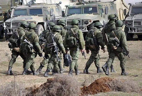 ukrayna-icin-silah-ve-insani-yardim-malzemeleri-adi-altinda-milyonluk-dolandiriciligin-perde-arkasi-ortaya-cik-1651056886946.jpeg "Ukrayna için silah ve insani yardım malzemeleri" adı altında milyonluk dolandırıcılığın perde arkası ortaya çıktı - 3