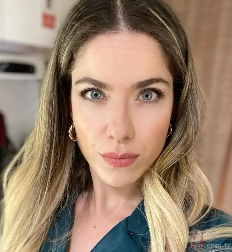 Birbirleriyle akraba olduklarını bilmediğiniz ünlüler! Kimi babası, kimi kuzeni! Ceyda Düvenci, Şevval Sam, Miray Daner... 15