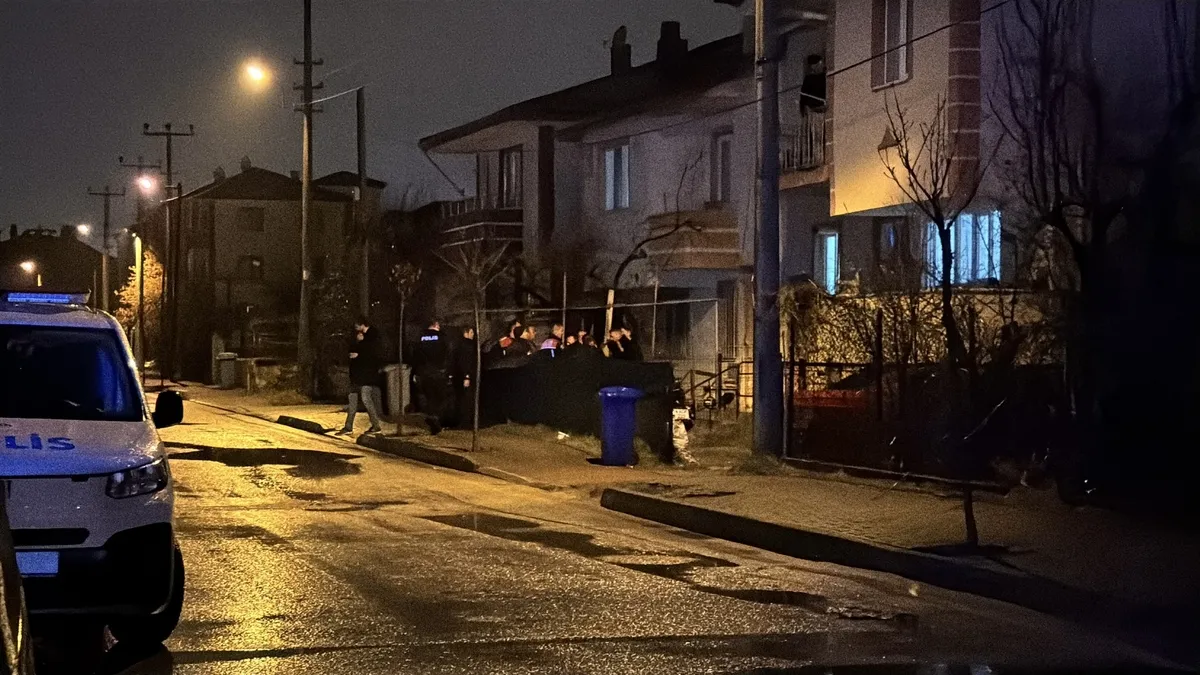 Bolu’da husumetli gruplar sokak ortasında çatıştı