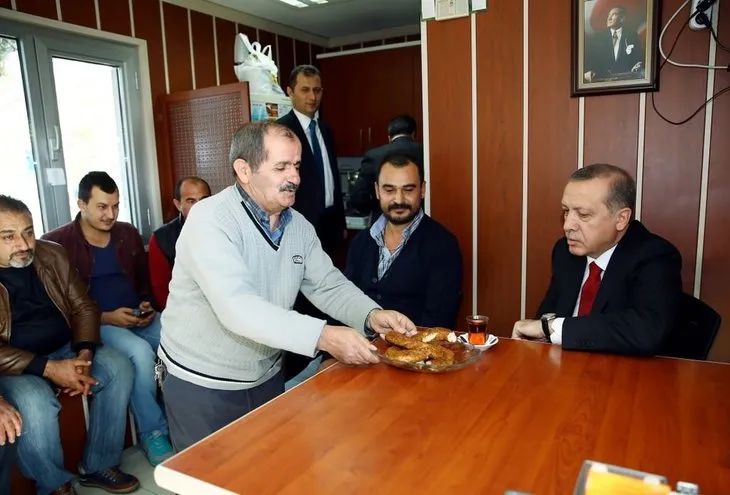 Cumhurbaşkanı Erdoğan’dan taksi durağına ziyaret