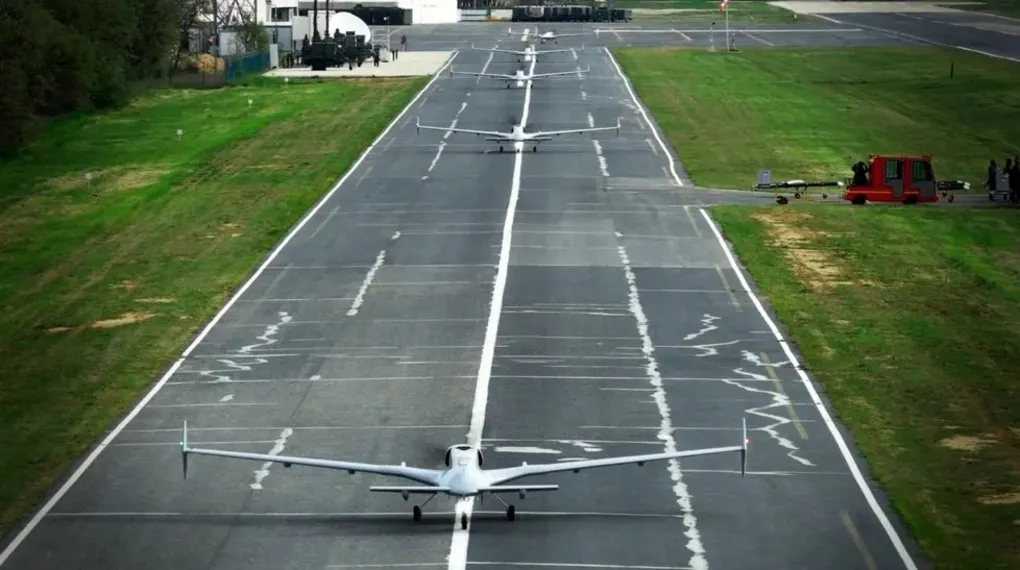 Kamikaze İHA ve Sivrisinek geliyor