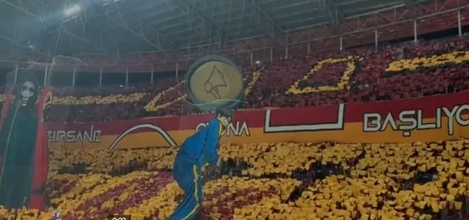 Galatasaray taraftarından Fenerbahçe’ye Squid Gameli koreografi: Hazırsanız oyuna başlıyoruz