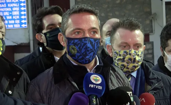 fenerbahcede-buyuk-belirsizlik-ali-koc-yonetimi-teknik-direktor-krizini-cozemiyor-1623376191281.jpg Fenerbahçe'de büyük belirsizlik! Ali Koç yönetimi teknik direktör krizini çözemiyor - 1