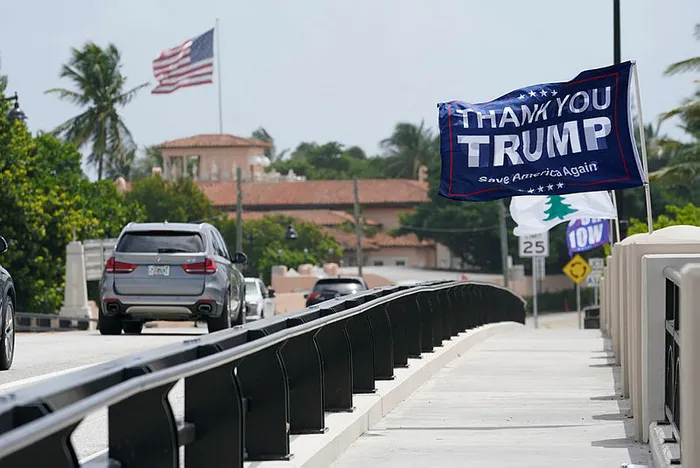 Donald Trump isyan bayrağı açtı: ABD muz cumhuriyetidir!