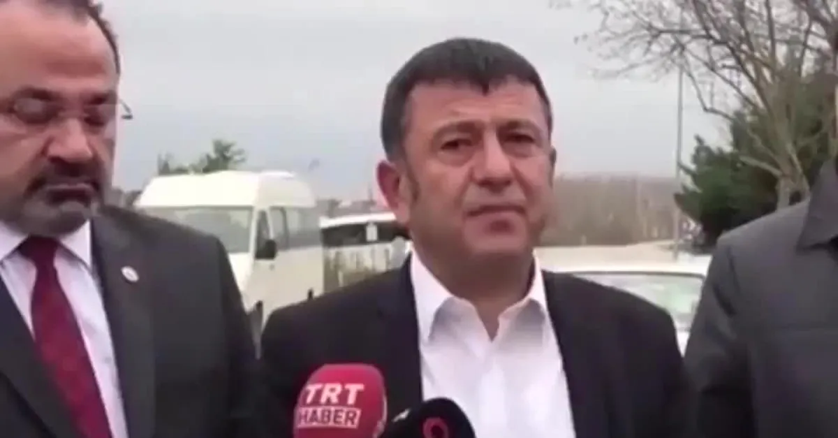 TBMM'de şov peşinde koşan Veli Ağbaba, Selahattin Demirtaş'ı ziyarete koştu