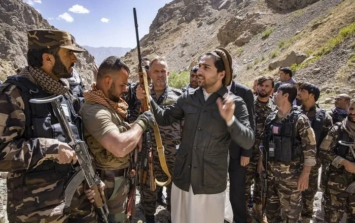 Taliban Pencşir'i 3 koldan kuşattı! Afganistan Halk Direniş Cephesi duyurdu: 40 Taliban mensubunu öldürdük - 4