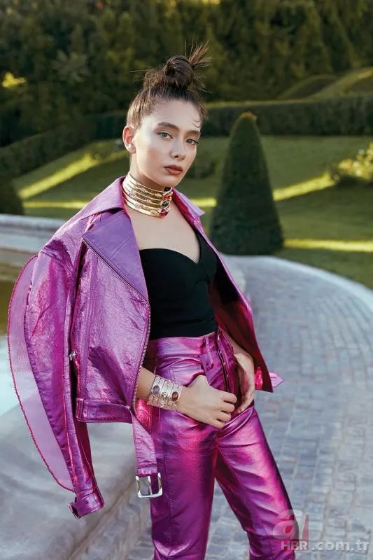 Ünlü oyuncu Neslihan Atagül müjdeli haberi verdi! "Çok mutluyuz..." 14