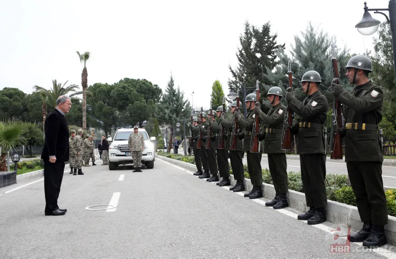 Bakan Akar ve komutanlar sınırın sıfır noktasında 3