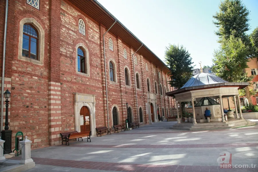 Minarelerin gölgesinde bir şehir: Ayasofya’dan Çamlıca’ya İstanbul’un camileri 7