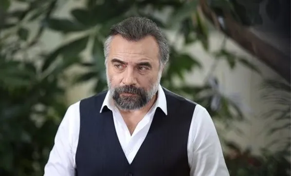 1620198759920.jpg EDHO'nun yıldızı Oktay Kaynarca setin sihrini anlattı: Tez konusu olmalı - 2