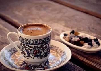 Bol köpüklü Türk kahvesi nasıl yapılır?