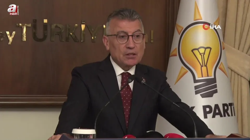 En düşük emekli maaşı 16 bin 881 TL’ye yükseldi! AK Parti’den açıklama