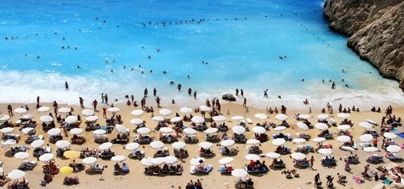 Antalya'ya turist akını! 2 milyonu aştı