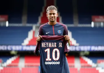 Neymar'dan Alex de Souza paylaşımı!