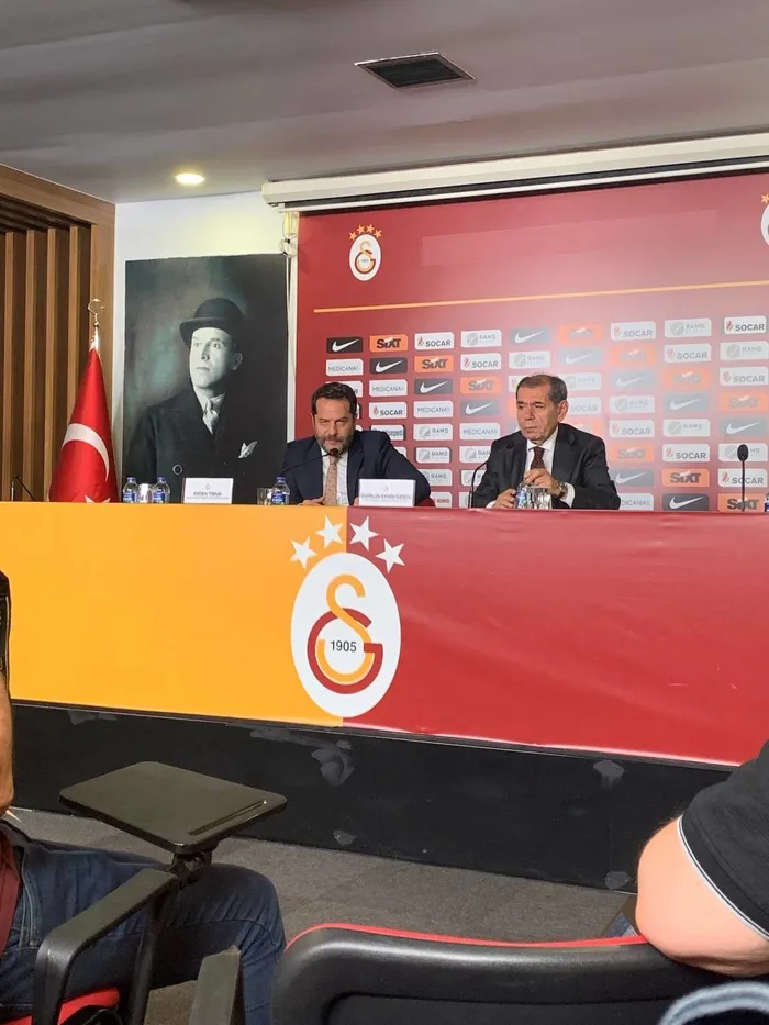 galatasaray-baskani-dursun-ozbek-yaptiklarinin-hesabini-tek-tek-soracagim-bunlari-yanina-birakmam-ali-koc-1716216105956.jpg Dursun Özbek'ten ahaber.com.tr'ye flaş açıklama! Herkesin merak ettiği soruyu yanıtladı | Ali Koç sahadayken Özbek neredeydi? - 5