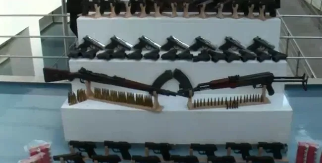 Adana’da silah üretip satan çeteye operasyon! Şebeke lideri öğretmen çıktı! - 2