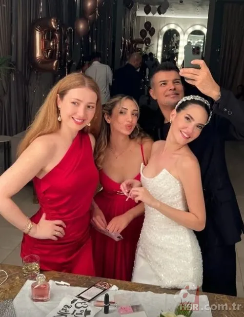 19 yıl sonra yolları kesişti! Oyuncu Ezgi Şenler çocukluk aşkı Ömer Gürgen ile dünyaevine girdi 6