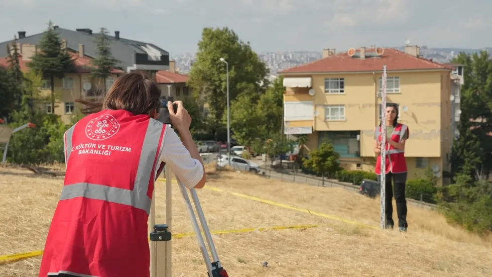 Ankara'nın kalbindeki 2 bin 800 yıllık Frig tümülüsü ilk kez kazılıyor - 1